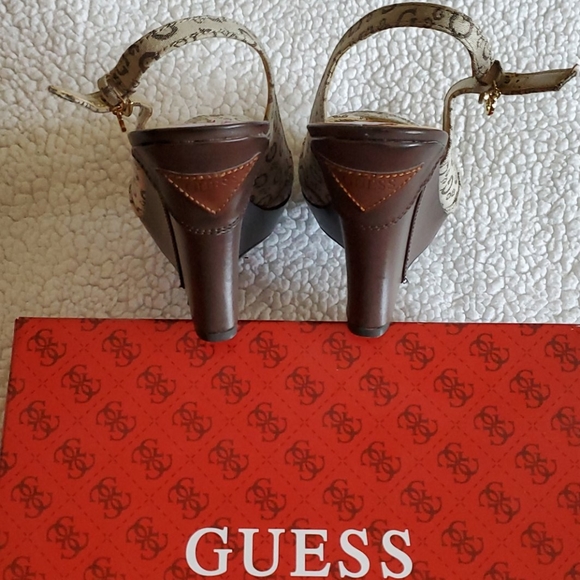 Guess Melisa Signature Wedge - Brand New - Picture 3 of 5